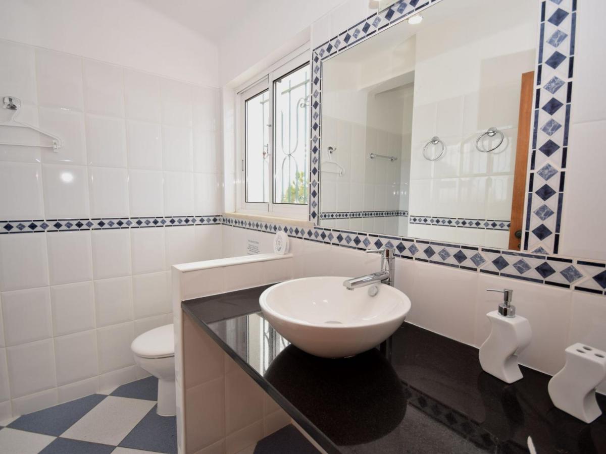 Fantastic Villa With Private Swimming Pool Albufeira Bagian luar foto