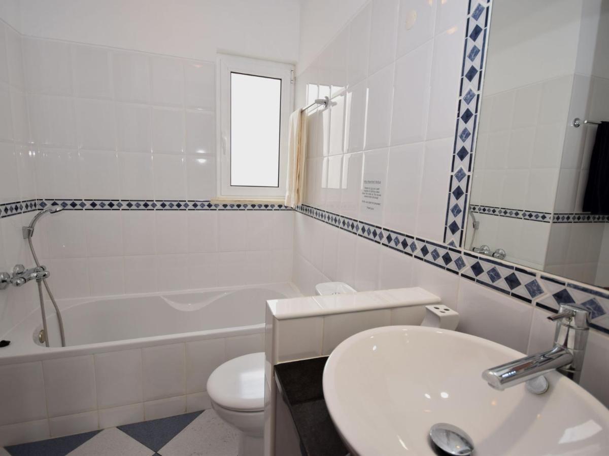 Fantastic Villa With Private Swimming Pool Albufeira Bagian luar foto